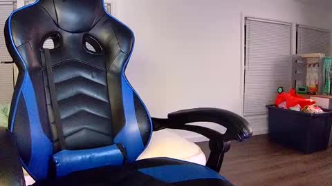 Snapshot of nightlifecouple chatting on 09.25.25 nightlifecouple online show from 09.25.25