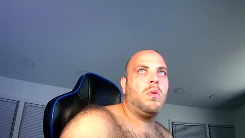 Snapshot of nightlifecouple chatting on 10.09.25 nightlifecouple online show from 10.09.25