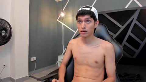 Snapshot of niick_carter chatting on 10.30.25 Nick online show from 10.30.25