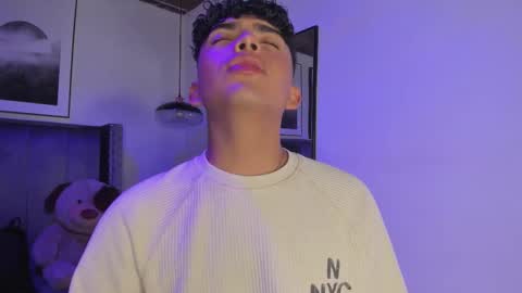 niick_twink online show from 10.30.25