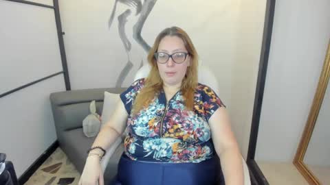 Anni online show from 02.17.25