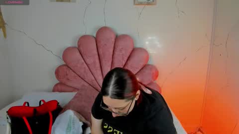 Anni online show from 02.24.26