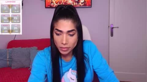 Nicolle Bustamante online show from 01.14.26