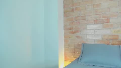 Snapshot of niicole_steele chatting on 06.25.26 Niicole online show from 06.25.26