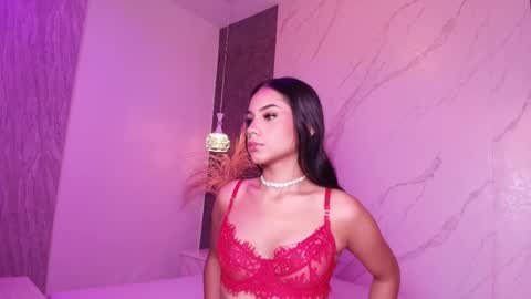 Nicole online show from 02.08.26