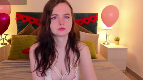 Snapshot of niiik_miiiki chatting on 02.22.25 niiik_miiiki online show from 02.22.25