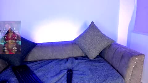 niina26_ online show from 03.17.26