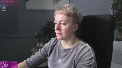 Nika online show from 12.14.24