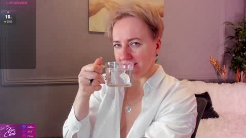 Nika online show from 01.04.25