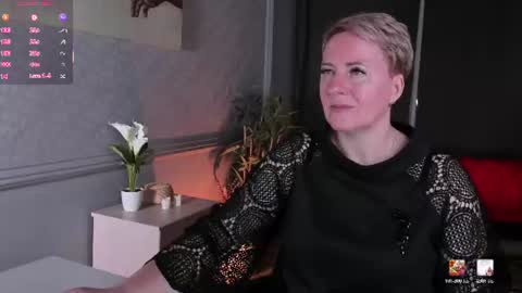 Snapshot of nika_smit chatting on 06.20.26 Nika online show from 06.20.26
