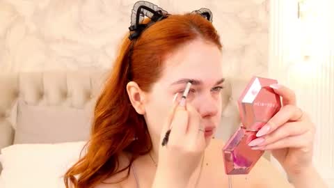 Nika online show from 11.11.25