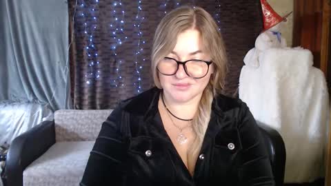 Nika online show from 11.07.25