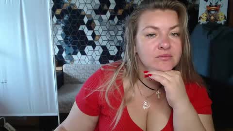 Snapshot of nikaskylink chatting on 05.26.26 Nika online show from 05.26.26