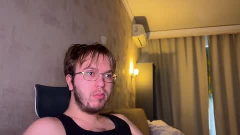 Snapshot of nikceline chatting on 11.01.25 Celine online show from 11.01.25