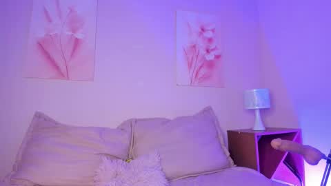    online show from 11.12.25