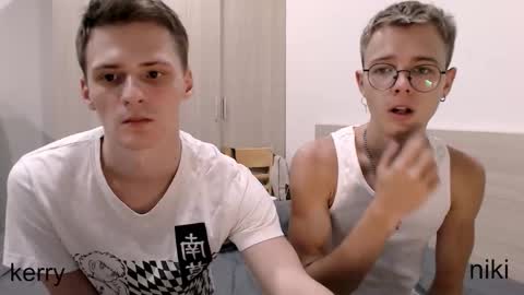 nikikerry_cum_ online show from 10.19.25