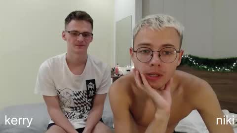 Snapshot of nikikerry_cum_ chatting on 01.05.26 nikikerry_cum_ online show from 01.05.26