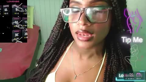 nikitakisskm online show from 11.22.25