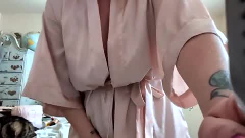 nikki32313 online show from 04.21.26