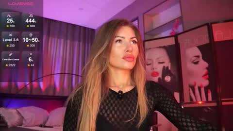 Nikki online show from 10.18.25