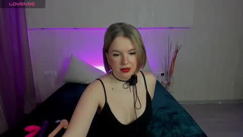 Nikki online show from 02.01.25