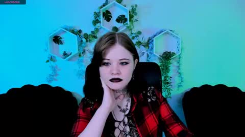 Snapshot of nikki_kiss_ chatting on 06.15.26 nikki_kiss_ online show from 06.15.26