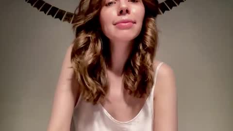 Nikki online show from 01.05.25