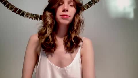 Nikki online show from 01.18.25