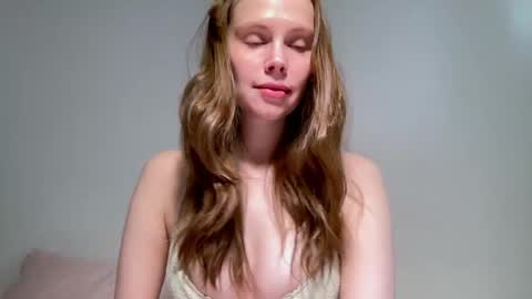 Nikki online show from 04.02.26