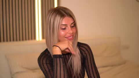 Snapshot of nikkimagic chatting on 02.18.25 Nicole online show from 02.18.25