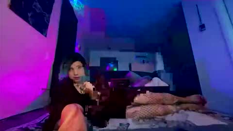 Nikki Neverland online show from 04.27.26