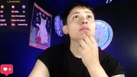 Nikky online show from 12.22.25