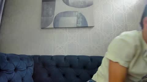 Snapshot of niklasravn chatting on 12.15.25 NIko online show from 12.15.25