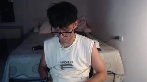 Snapshot of niklaus_wolf chatting on 09.18.25 niklaus_wolf online show from 09.18.25