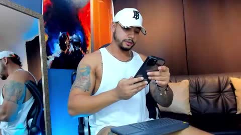 Snapshot of nikolahank1 chatting on 12.21.24 Nikola Hank online show from 12.21.24