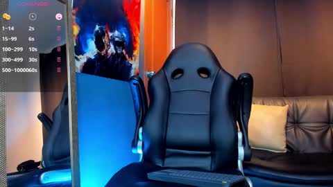 Snapshot of nikolahank1 chatting on 01.10.25 Nikola Hank online show from 01.10.25