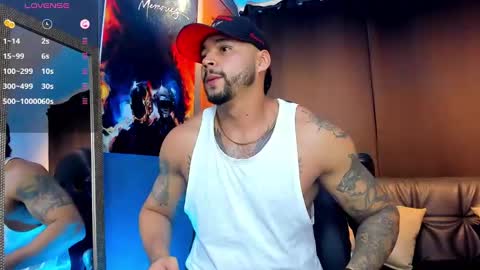 Snapshot of nikolahank1 chatting on 01.11.25 Nikola Hank online show from 01.11.25