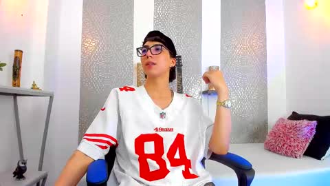 Snapshot of nikolay_gregori chatting on 03.07.25    online show from 03.07.25