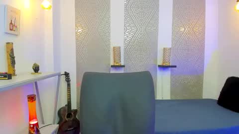    online show from 12.17.25