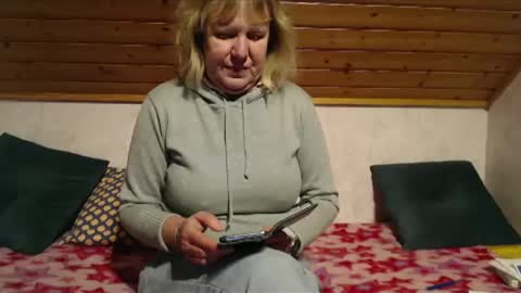 Nikole1 online show from 01.19.25