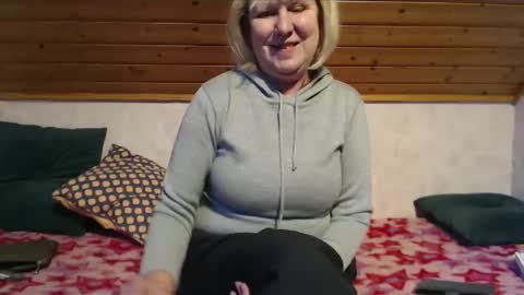 Nikole1 online show from 02.14.25