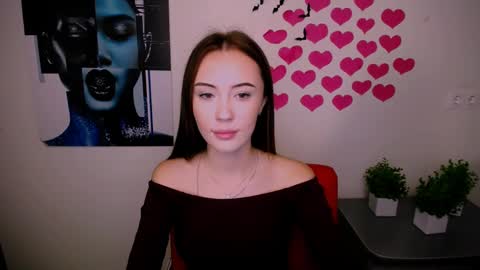 Snapshot of nikonara_ chatting on 12.10.24 nikonara_ online show from 12.10.24