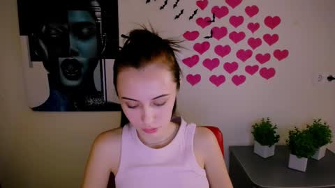 Snapshot of nikonara_ chatting on 12.26.24 nikonara_ online show from 12.26.24