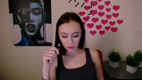 Snapshot of nikonara_ chatting on 01.17.25 nikonara_ online show from 01.17.25