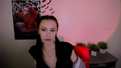 Snapshot of nikonara_ chatting on 02.06.25 nikonara_ online show from 02.06.25