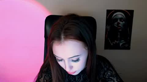 Snapshot of nikonara_ chatting on 03.10.25 nikonara_ online show from 03.10.25