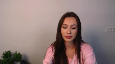 Snapshot of nikonara_ chatting on 10.22.25 nikonara_ online show from 10.22.25