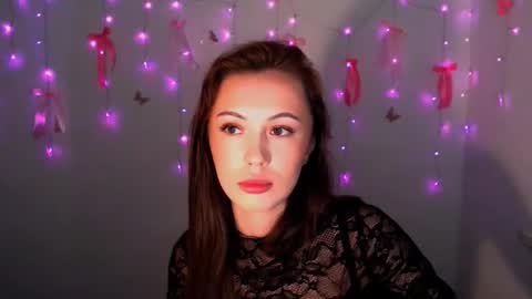 nikonara_ online show from 12.17.25