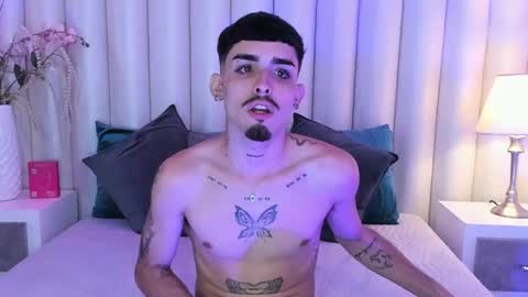 Niko Stone online show from 10.30.25