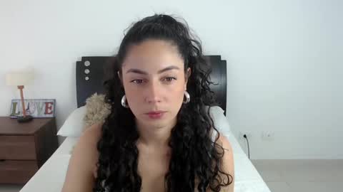 Snapshot of niky_blue chatting on 05.04.26 niky_blue online show from 05.04.26